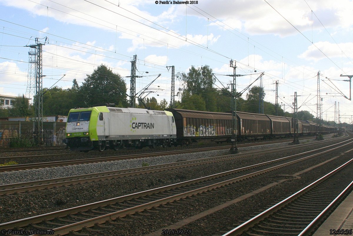 Captrain 185 507 mit H-Wagenzug Richtung Norden
am 25.09.2018 in Hamburg-Harburg