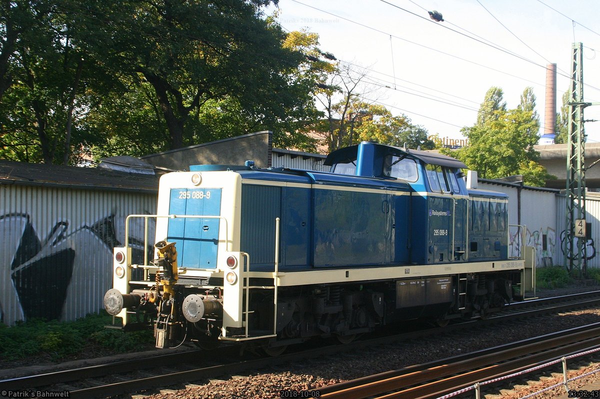 RPRS 295 088 Lz Richtung Süden
am 08.10.2018 in Hamburg-Harburg