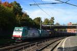 VPS 186 131 + VPS 186 xxx mit Kohlewagenzug Richtung Süden  am 08.10.2018 in Hamburg-Harburg
