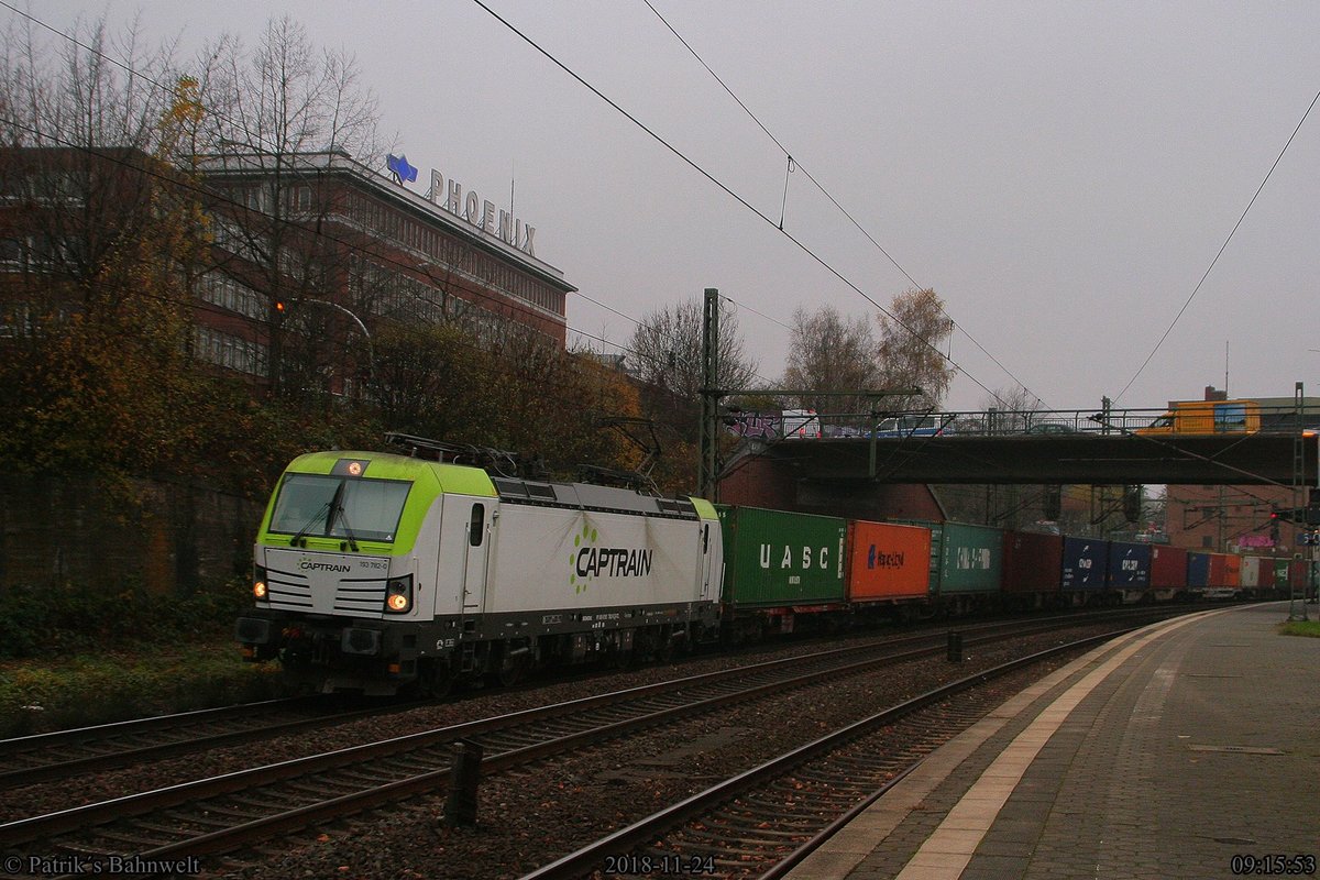 Captrain 193 782 mit Containerzug Richtung Süden
am 24.11.2018 in Hamburg-Harburg