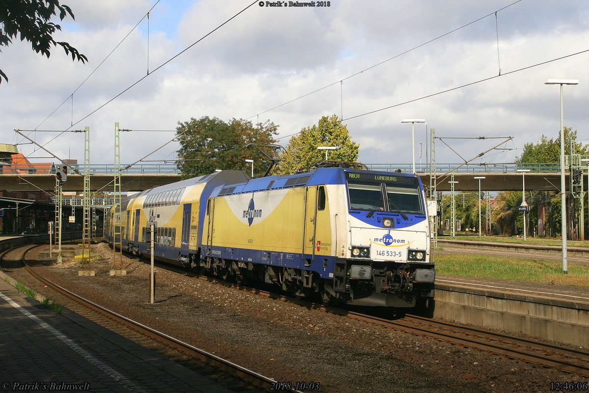 ME 146 533 mit RB31 nach Lüneburg
am 03.10.2018 in Hamburg-Harburg